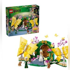 NEW! LEGO Wicked Glinda's Wedding Day Building Toy